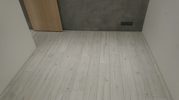 TOWER OAK POLAR 城堡北極橡木