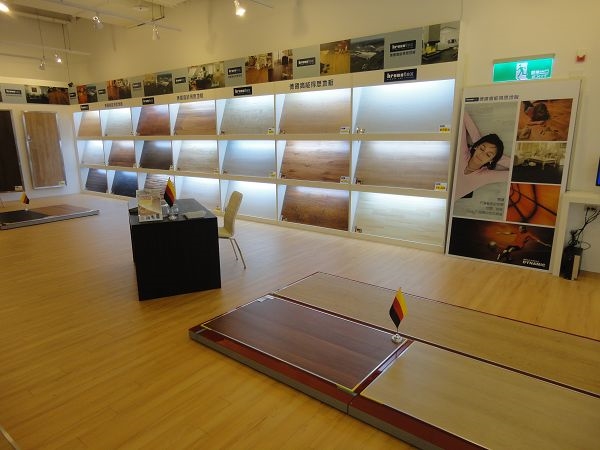 桃園南崁特力家居專賣店（全年無休）