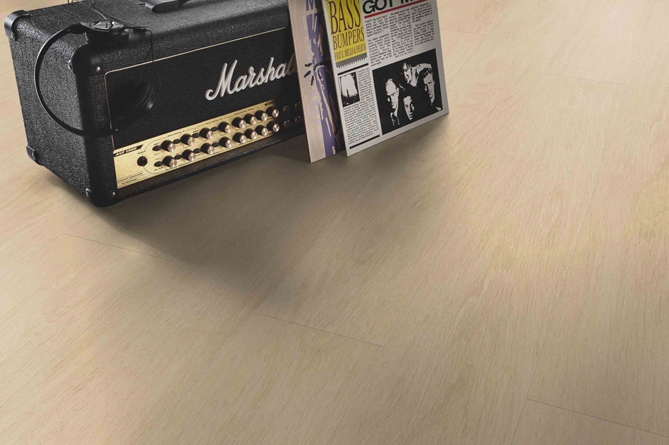 D81142_1845_188_V4---VS_9024_M+_Detail_sRGB